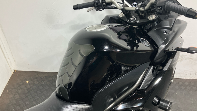 Yamaha XJ 6 DIVERSION ABS (10MY)